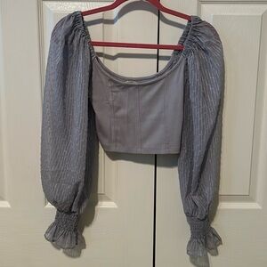 Small cropped blue blouse
